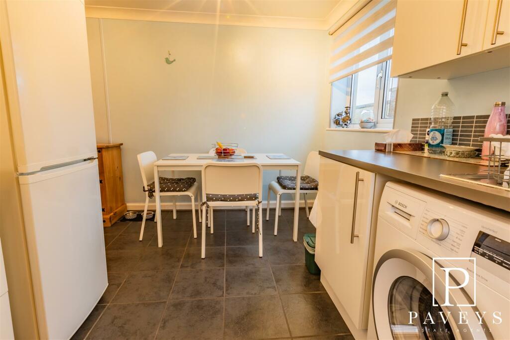 Additional property image - Mill Lane, Walton On The Naze
