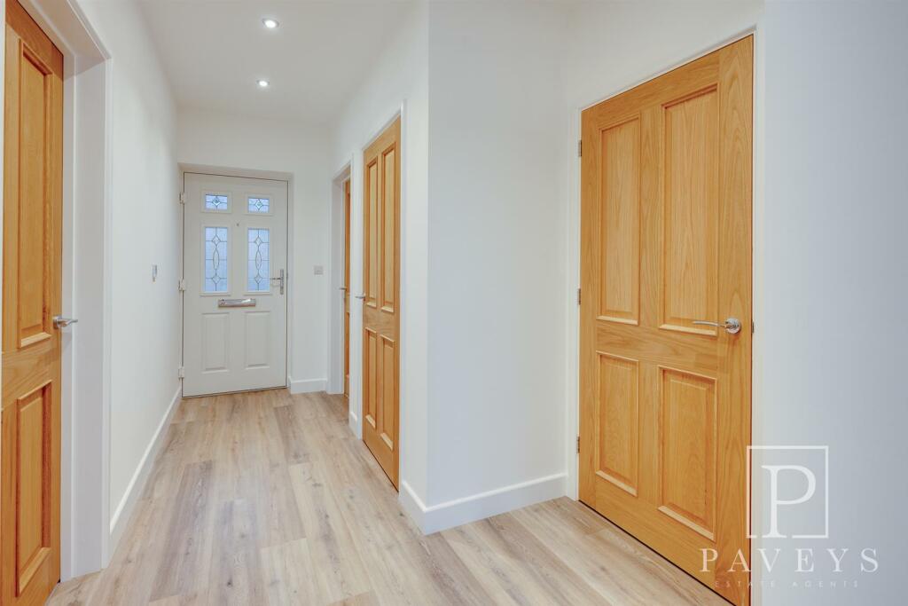 Additional property image - Turpins Lane, Kirby Cross, Frinton-On-Sea