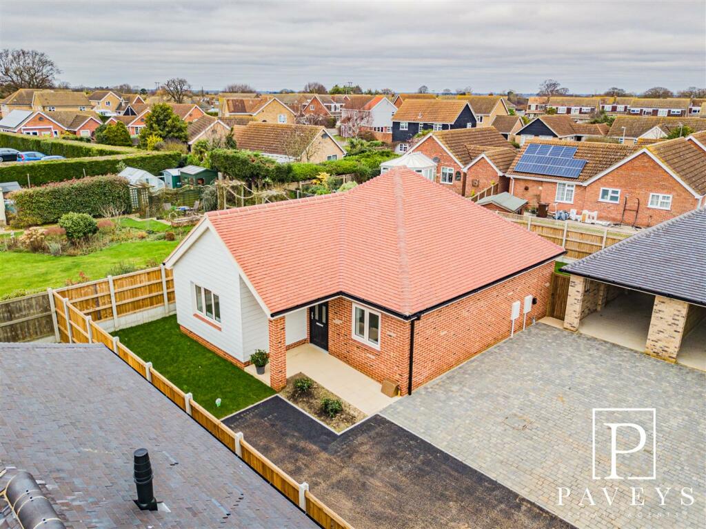 Additional property image - Turpins Lane, Kirby Cross, Frinton-On-Sea