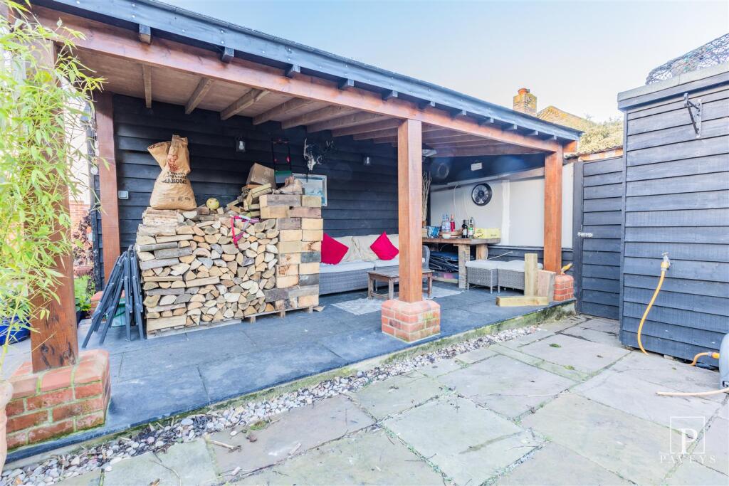 Additional property image - Walton Road, Kirby-Le-Soken, Frinton-On-Sea