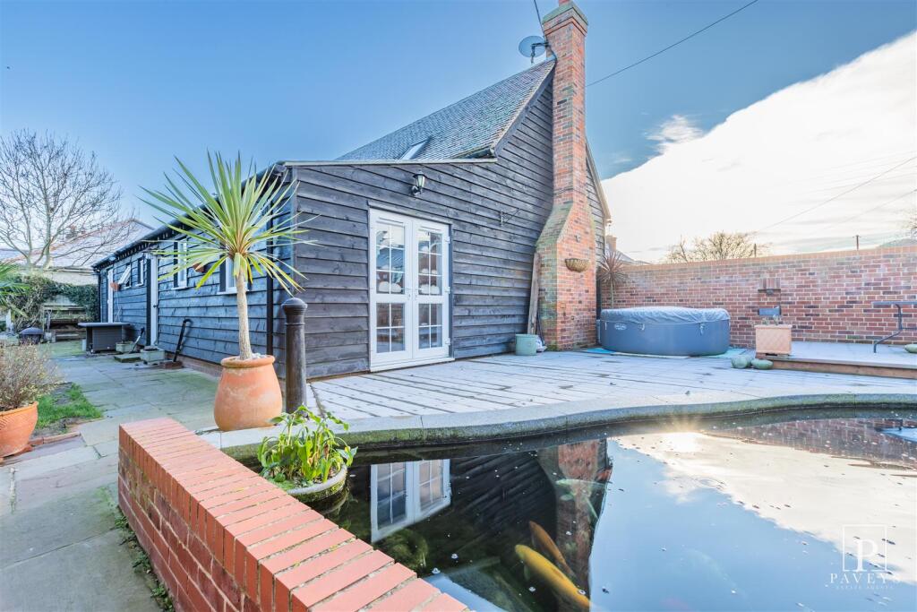 Additional property image - Walton Road, Kirby-Le-Soken, Frinton-On-Sea