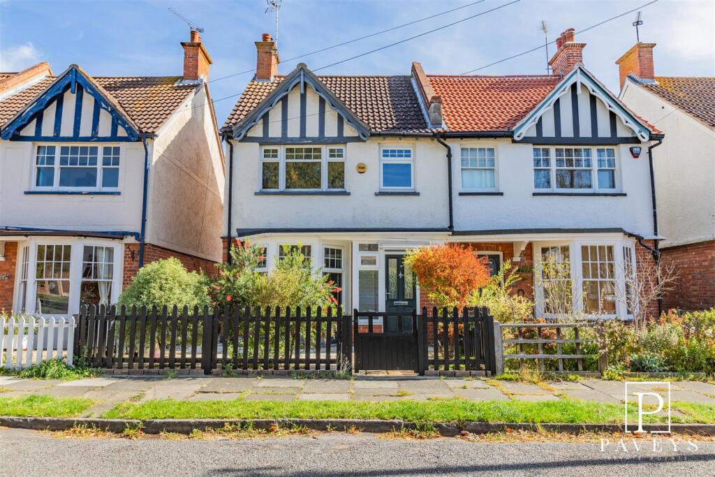 Main image of property: St. Marys Road, Frinton-On-Sea