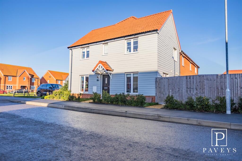 Main image of property: Wheatsheaf, Kirby Cross, Frinton-On-Sea