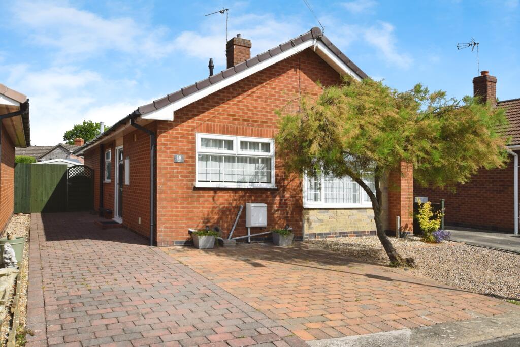3 bedroom detached bungalow