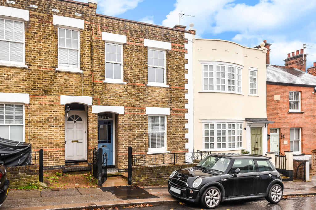 Main image of property: Hill Crest, Green Lane, Stanmore, HA7