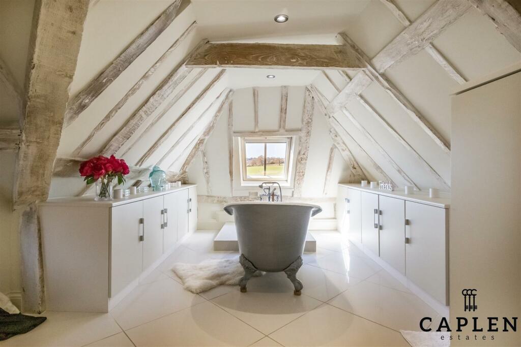 Additional property image - Fiddlers Hamlet