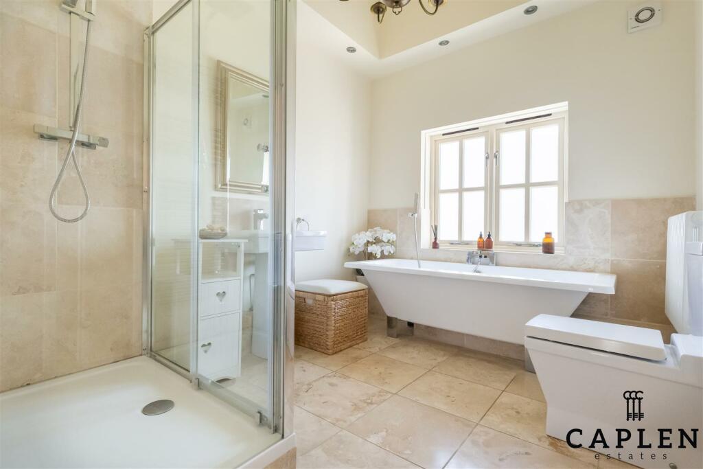 Additional property image - Fiddlers Hamlet