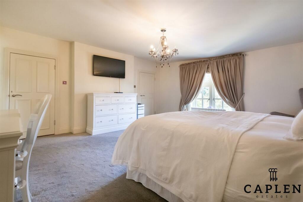 Additional property image - Fiddlers Hamlet