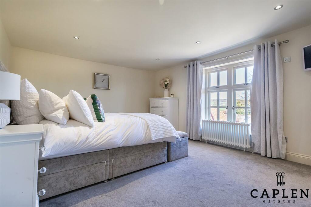 Additional property image - Fiddlers Hamlet
