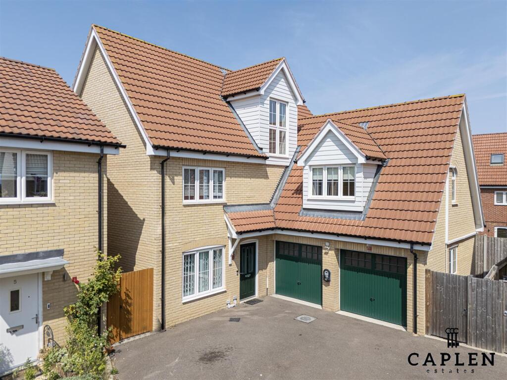 Main image of property: Chalkhill Close, Chigwell