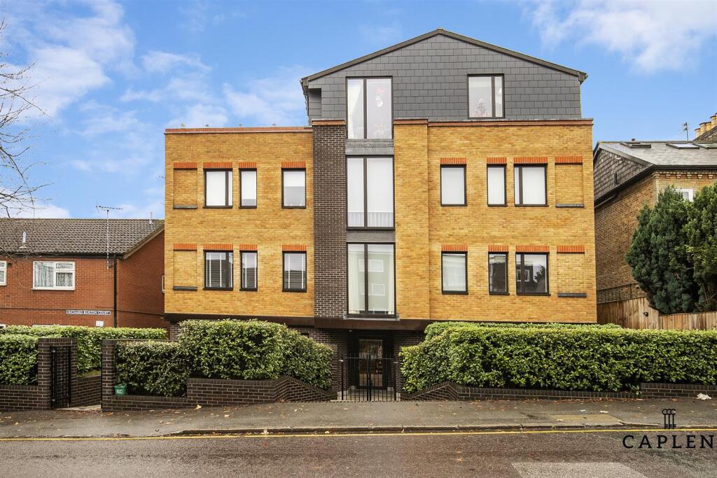 Main image of property: Palmerston Road, Buckhurst Hill