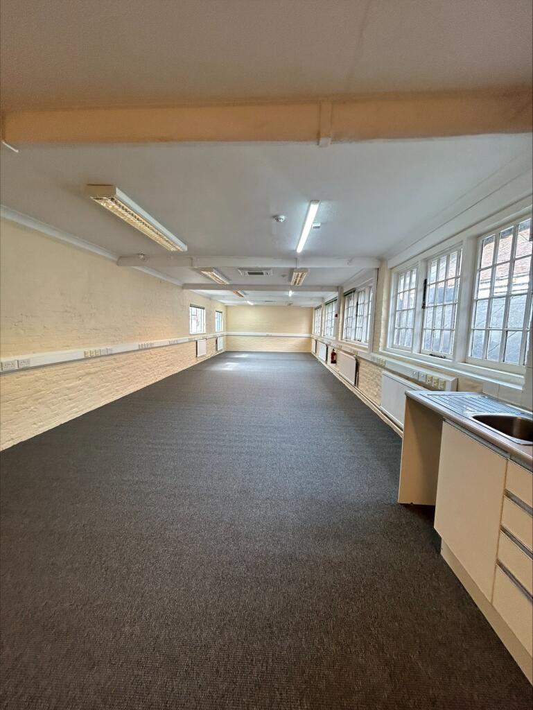 Additional property image - 22 Hawks Lane, Canterbury