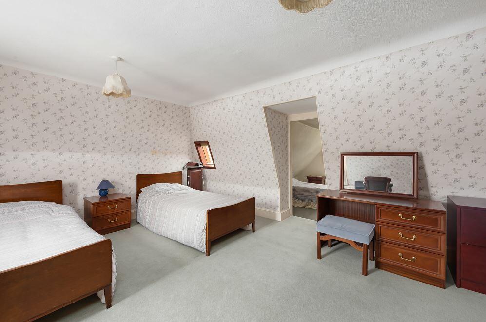 Additional property image - 115-117 High Street, Whitstable