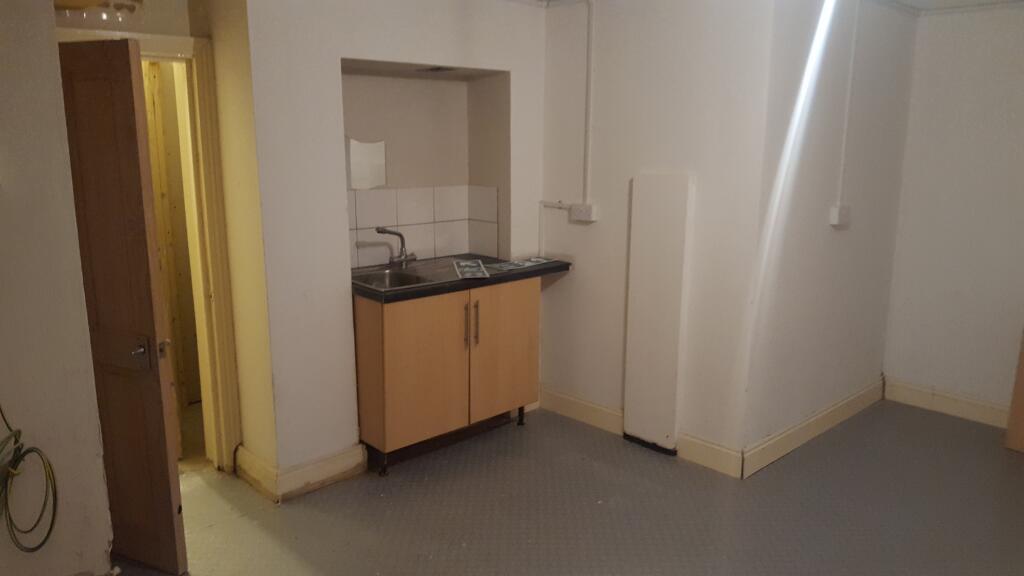 Additional property image - 176/176a High Street, Margate