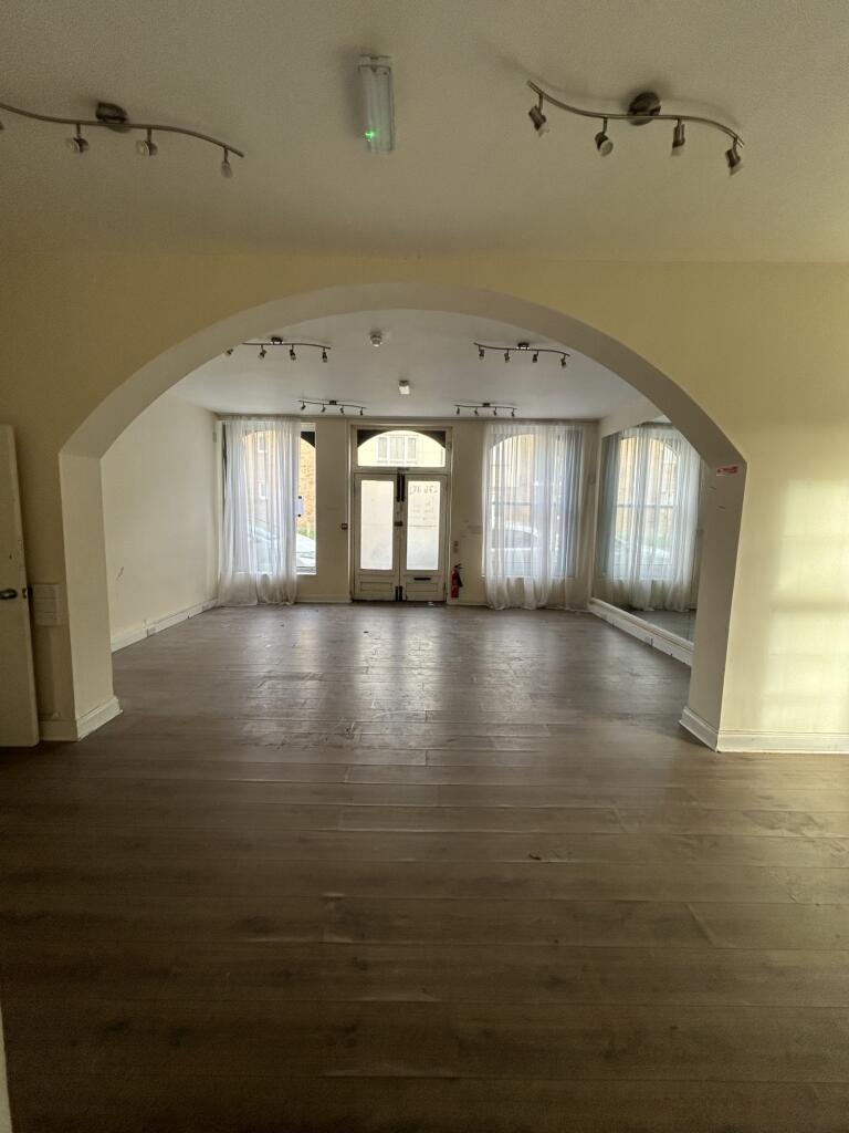 Additional property image - 176/176a High Street, Margate