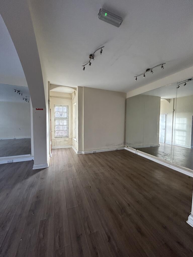 Additional property image - 176/176a High Street, Margate