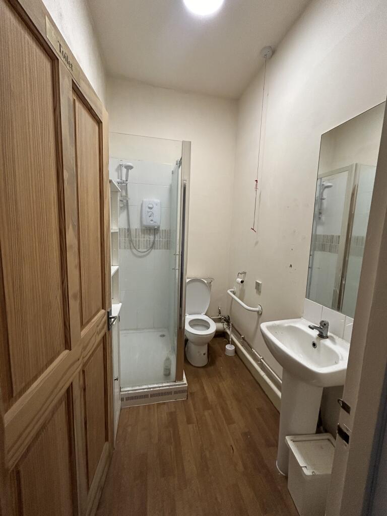 Additional property image - 176/176a High Street, Margate