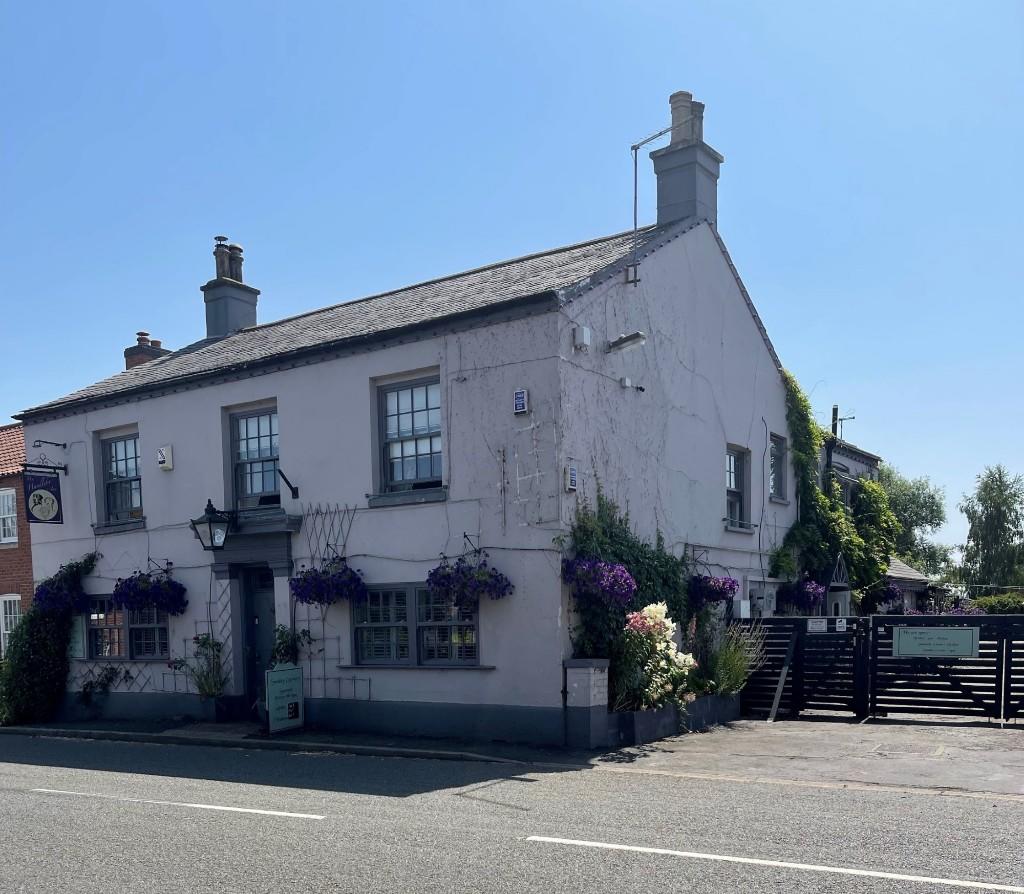 Pub for sale in Hundleby Spilsby Lincolnshire PE23