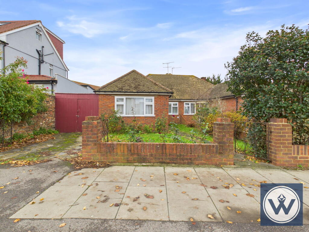 Main image of property: Botwell Common Road, Hayes, UB3 1JA