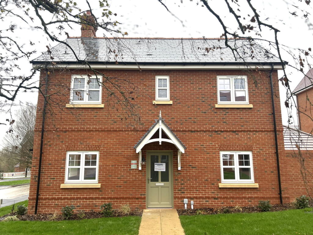 Main image of property: Spring Hill, Maidenhead, SL6 2QW