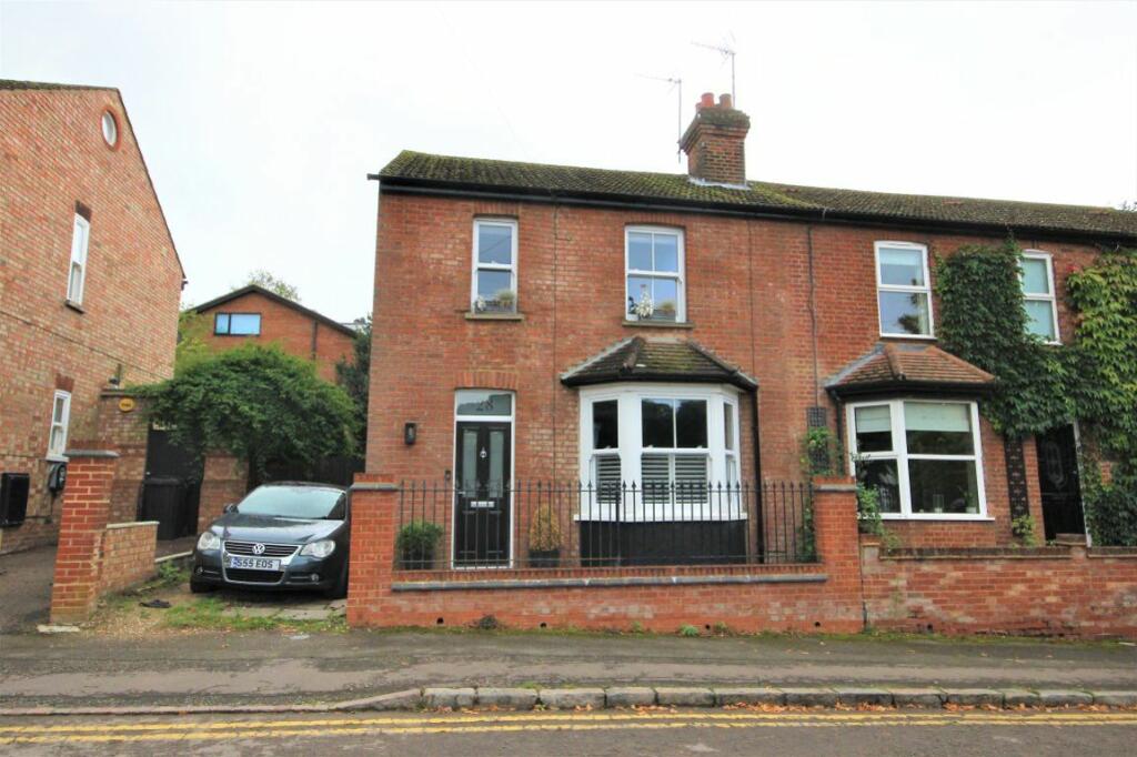 2 bedroom semidetached house for rent in Woburn Street, Ampthill