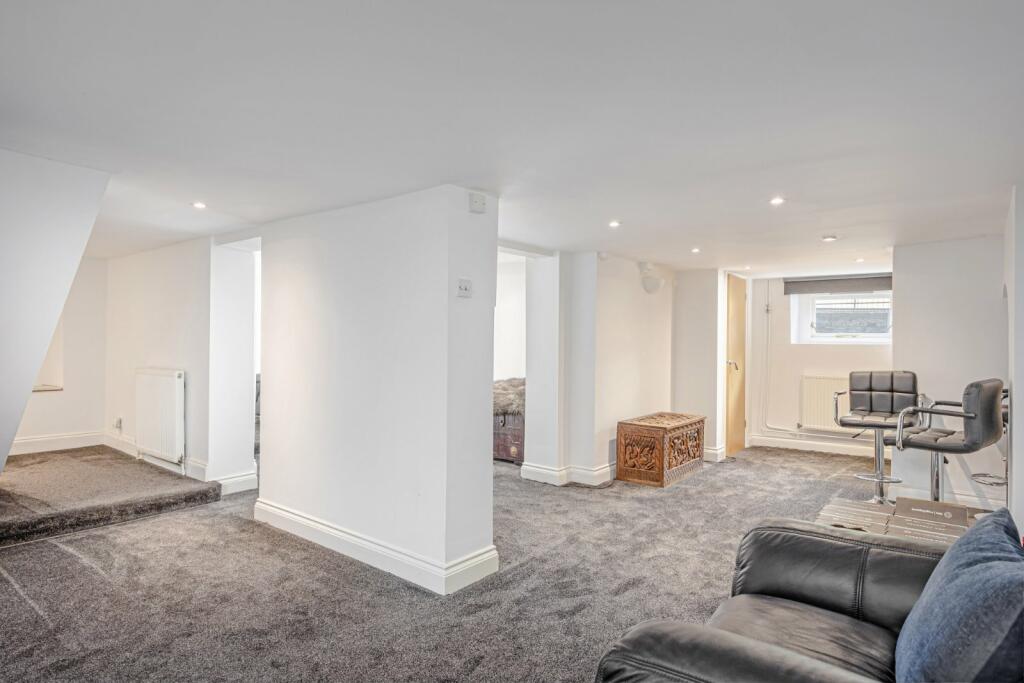Additional property image - Gaunts End, Elsenham, Bishop's Stortford, Essex, CM22