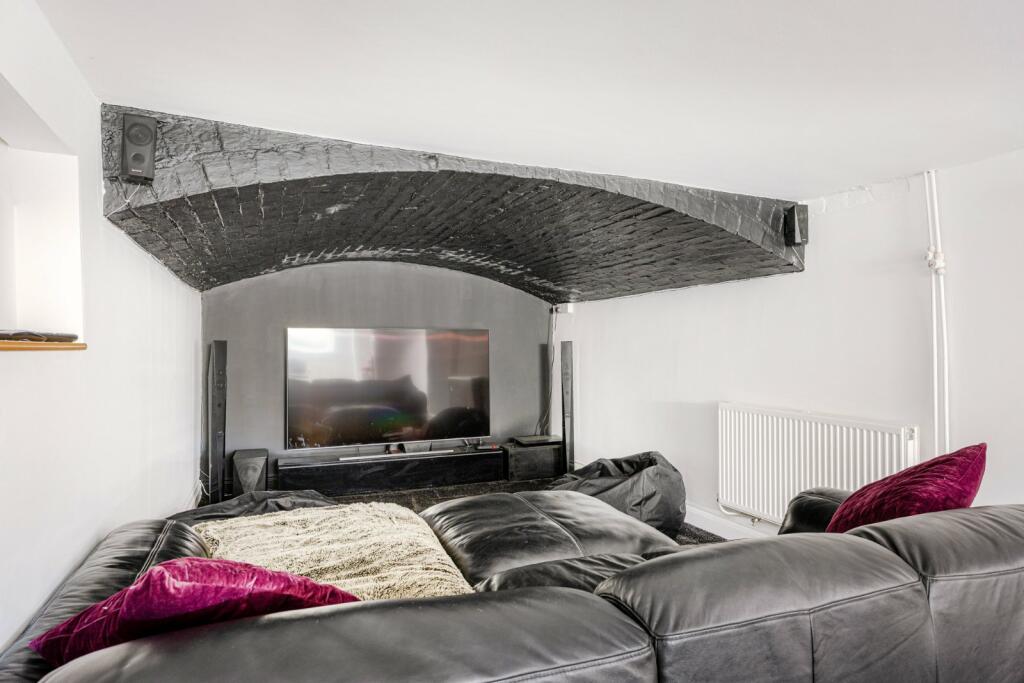 Additional property image - Gaunts End, Elsenham, Bishop's Stortford, Essex, CM22