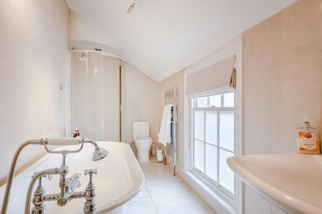 Additional property image - Gaunts End, Elsenham, Bishop's Stortford, Essex, CM22
