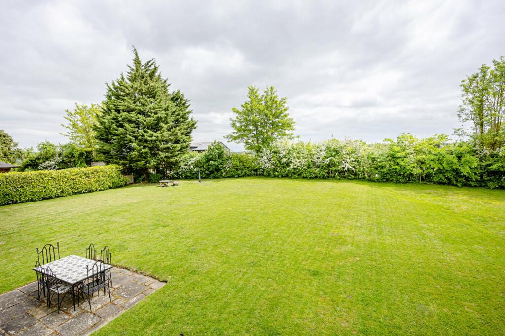 Additional property image - Gaunts End, Elsenham, Bishop's Stortford, Essex, CM22