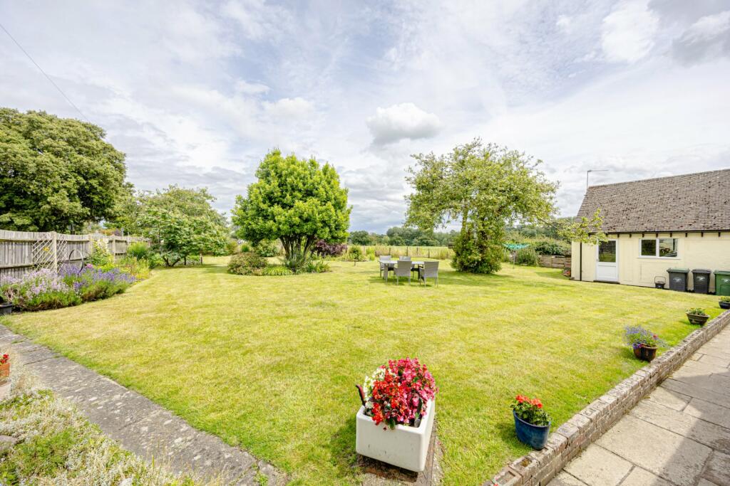 Additional property image - The Cross, Elsenham, Bishop's Stortford, Essex, CM22