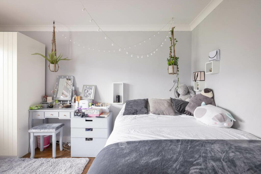 Additional property image - Ashcombe Lane, Kingston