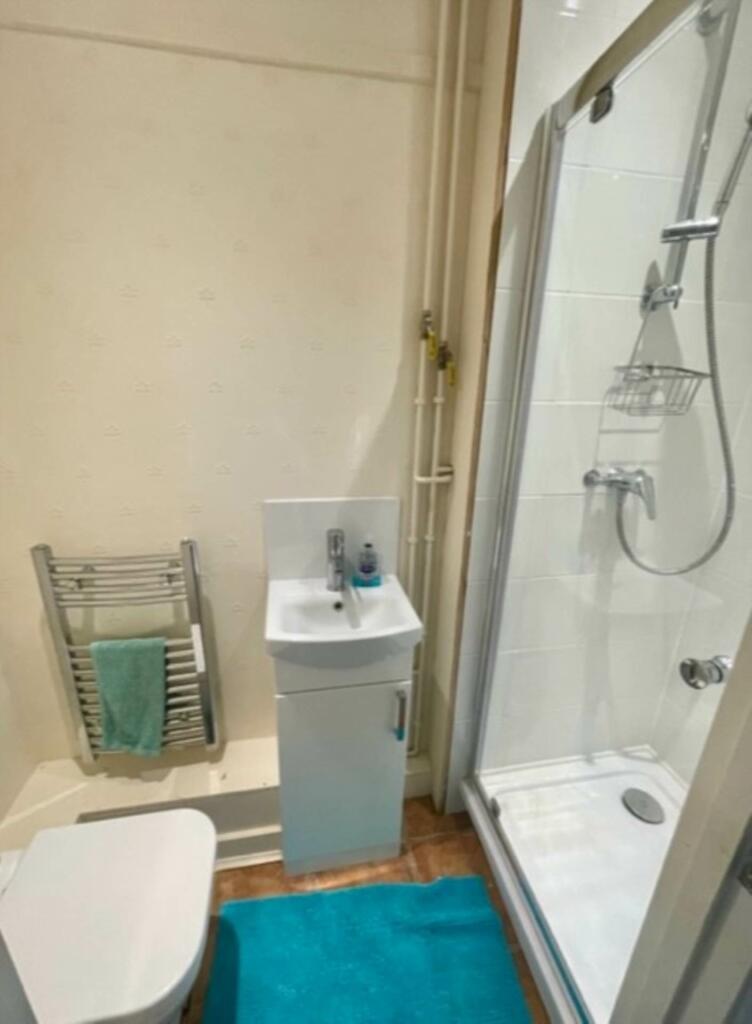 Additional property image - Wellgreen Lane, Kingston