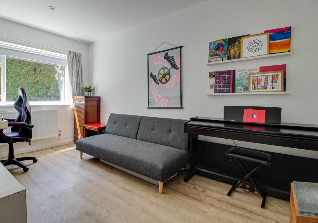 Additional property image - Gundreda Road, East Sussex