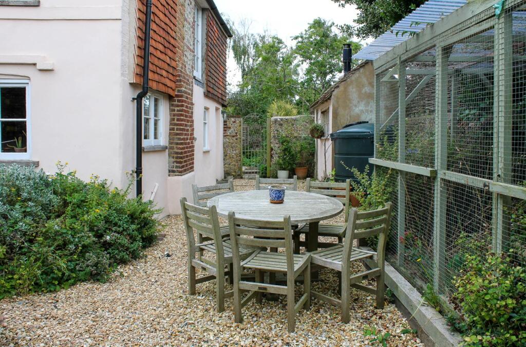 Additional property image - Piddinghoe