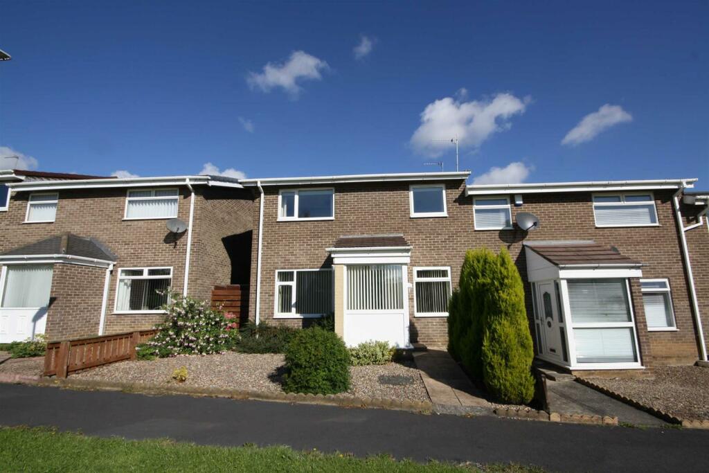 3 bedroom terraced house for rent in Cragside, Chester Le Street, DH2