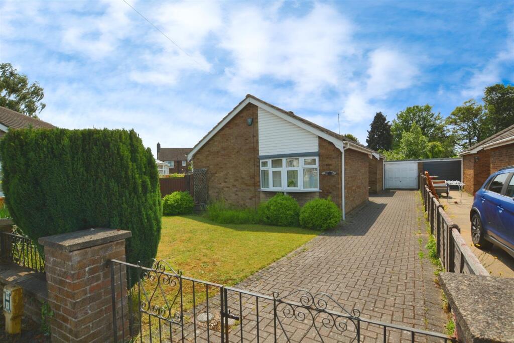Main image of property: Kenilworth Road, Scunthorpe