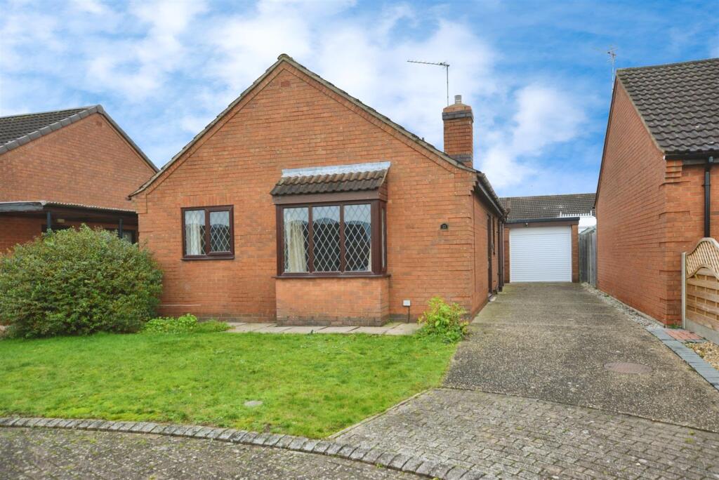 Main image of property: Hall Rise, Messingham, Scunthorpe