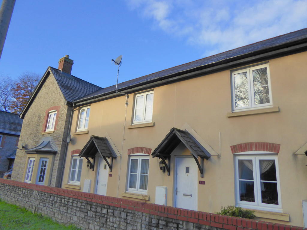 2 bedroom terraced house for sale in John Fielding Gardens, Llantarnam