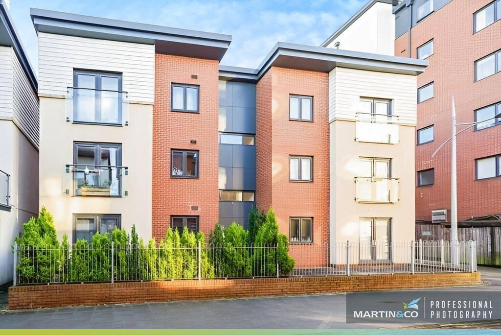 Main image of property: Rockwood House, Millenium Walk