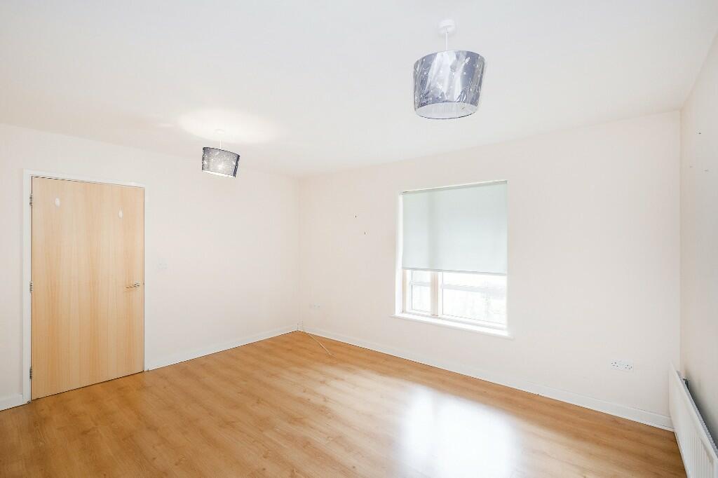 Additional property image - Simplicity Lane, Harlow, Essex, CM17