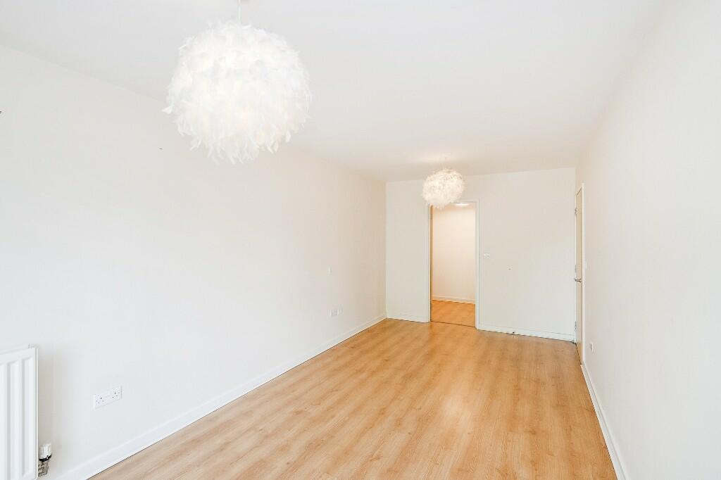 Additional property image - Simplicity Lane, Harlow, Essex, CM17