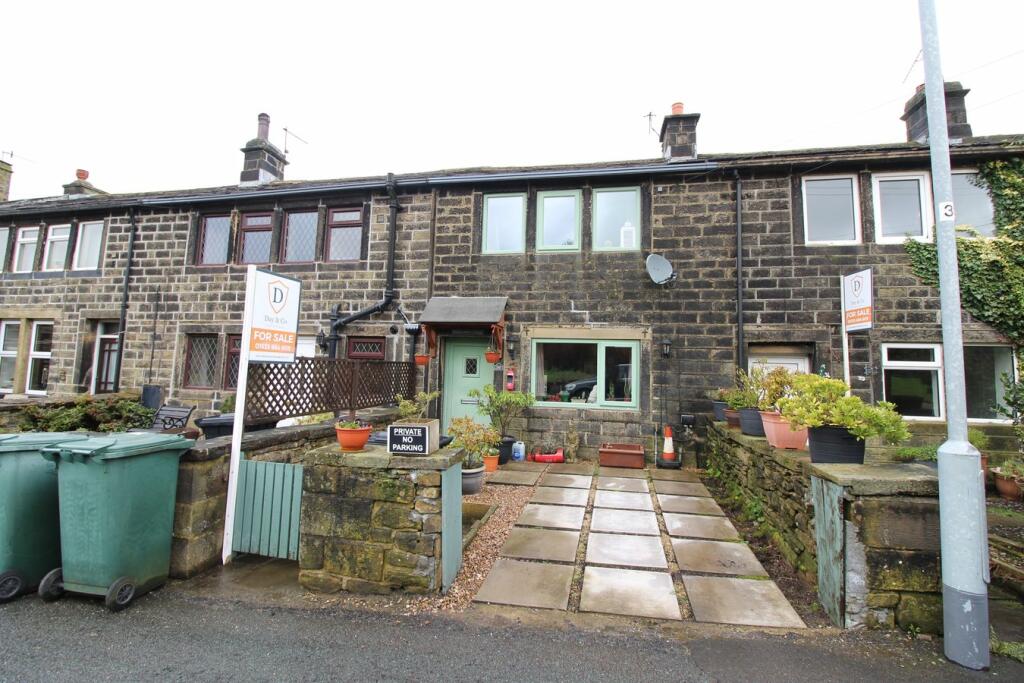 2 bedroom terraced house for sale in Shaw Lane, Oxenhope, Keighley, BD22