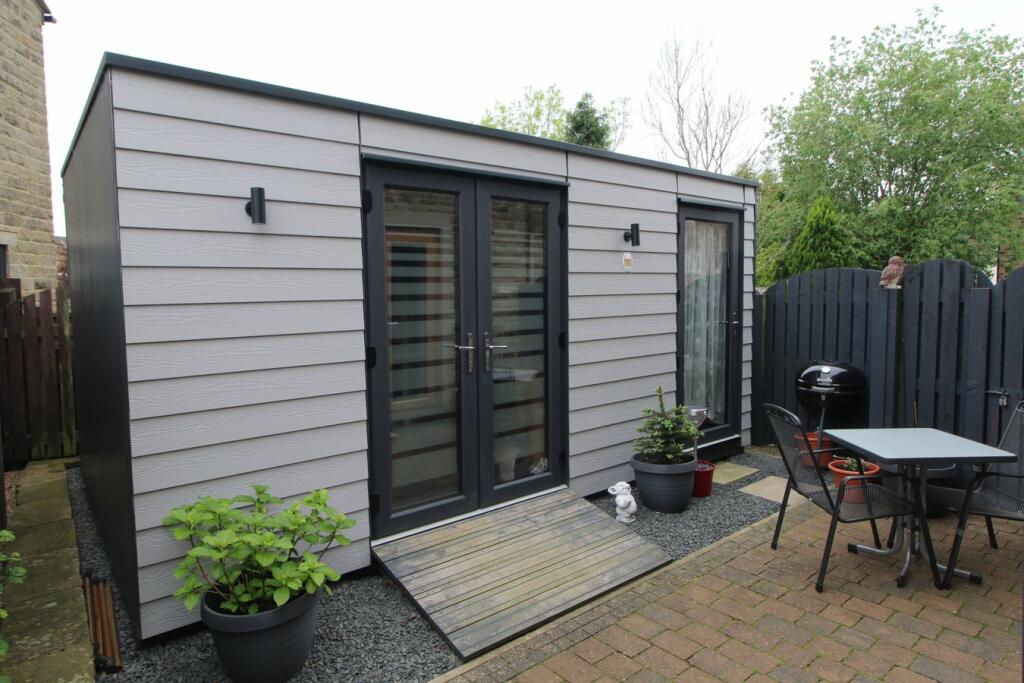 Additional property image - Hob Cote Close, Oakworth, Keighley, BD22