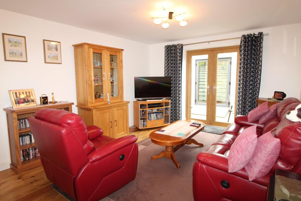 Additional property image - Hob Cote Close, Oakworth, Keighley, BD22