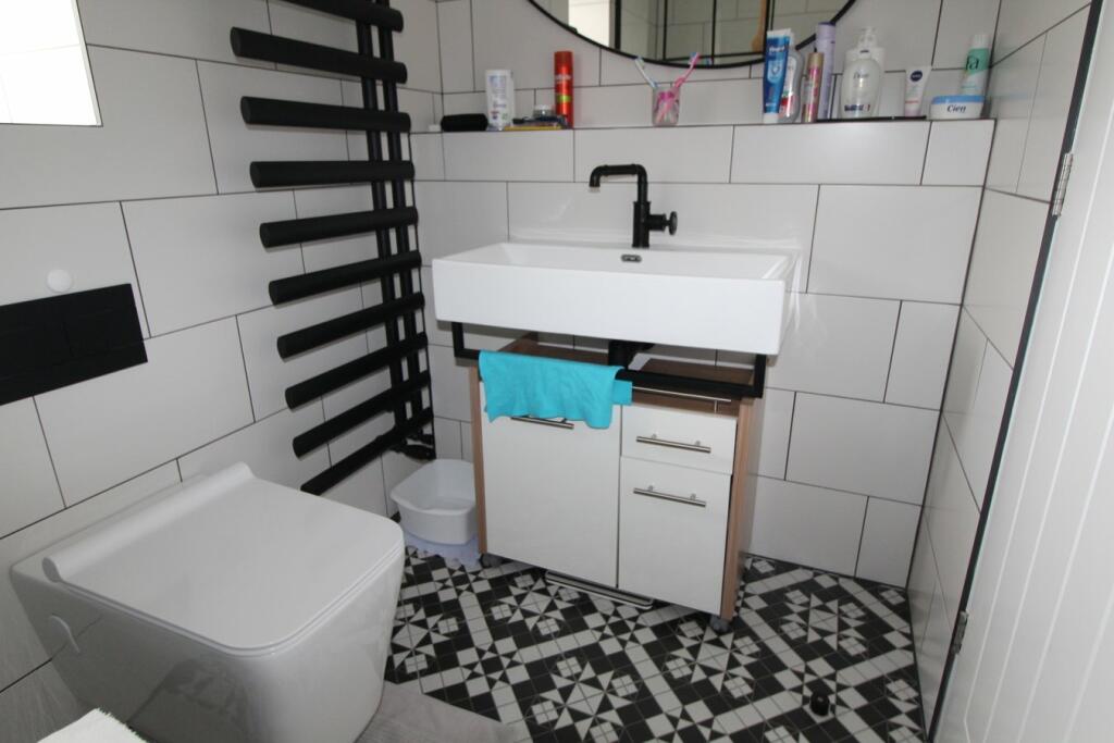 Additional property image - Hob Cote Close, Oakworth, Keighley, BD22