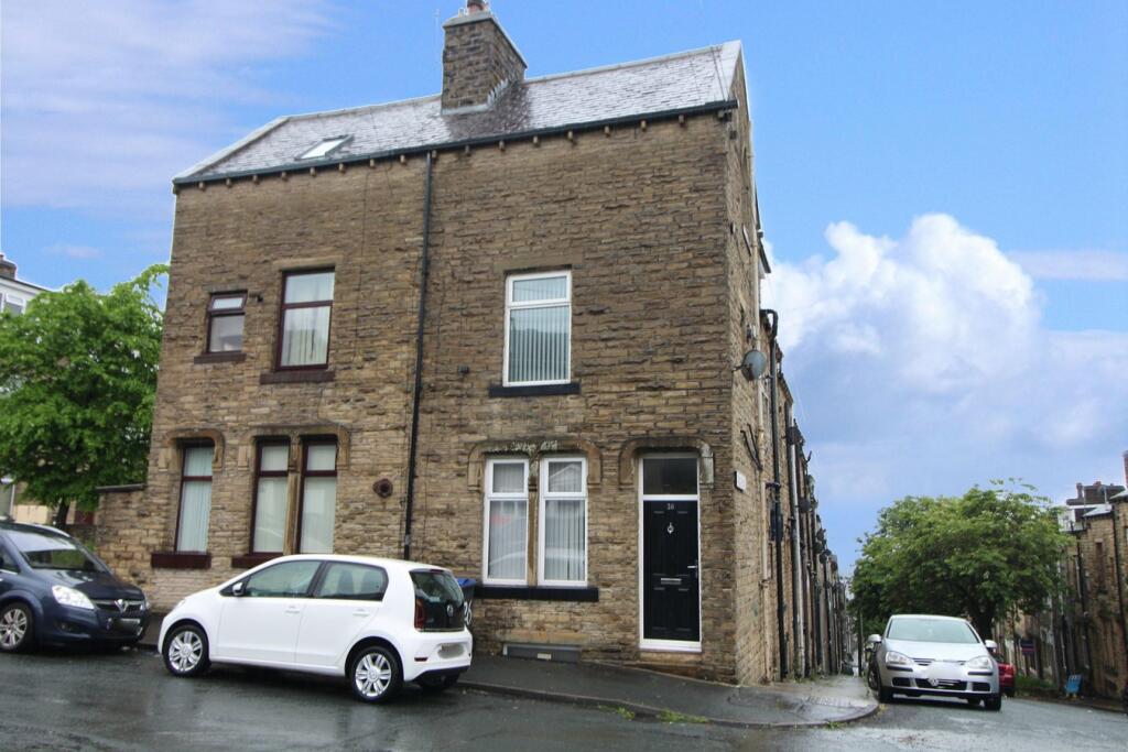 2 bedroom end of terrace house for sale in Drewry Road, Keighley, BD21