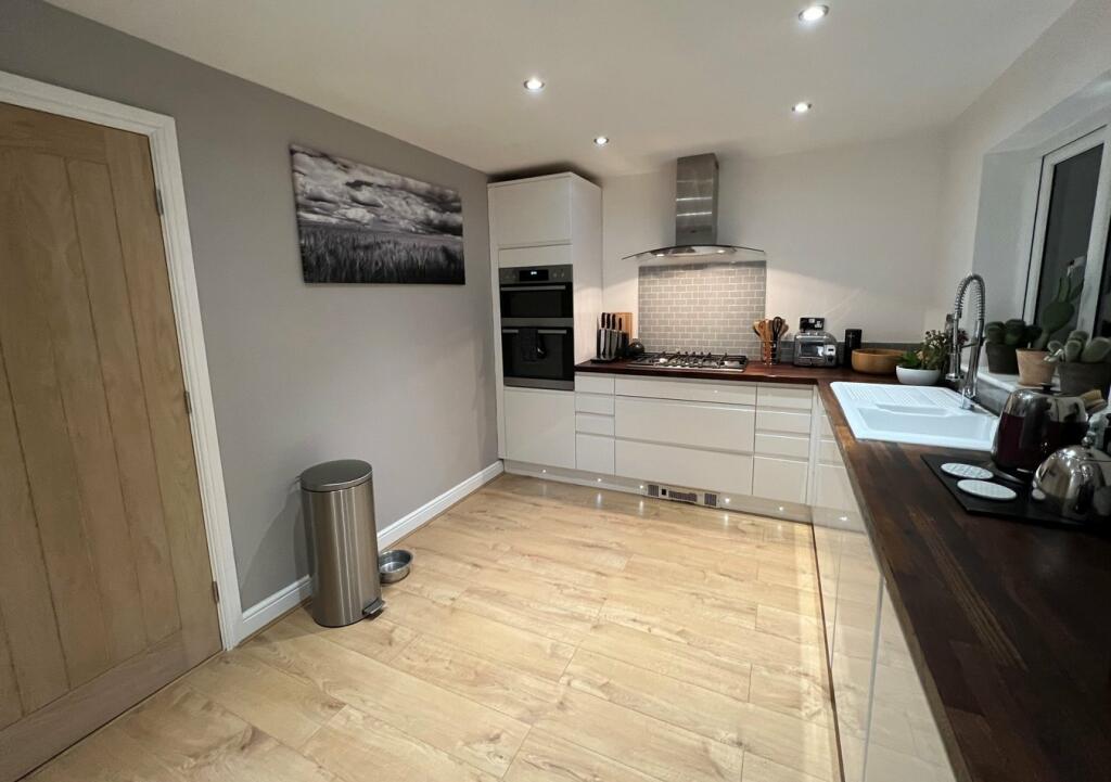 Additional property image - Farley Crescent, Oakworth, Keighley, BD22