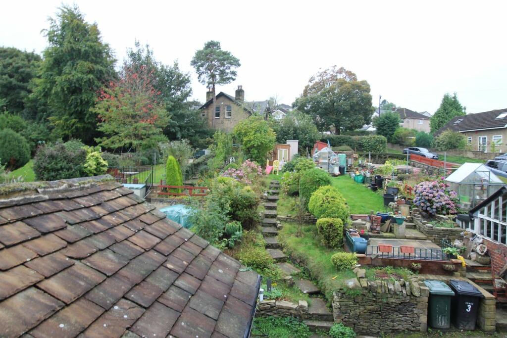 Additional property image - Spring Terrace, Keighley, BD21