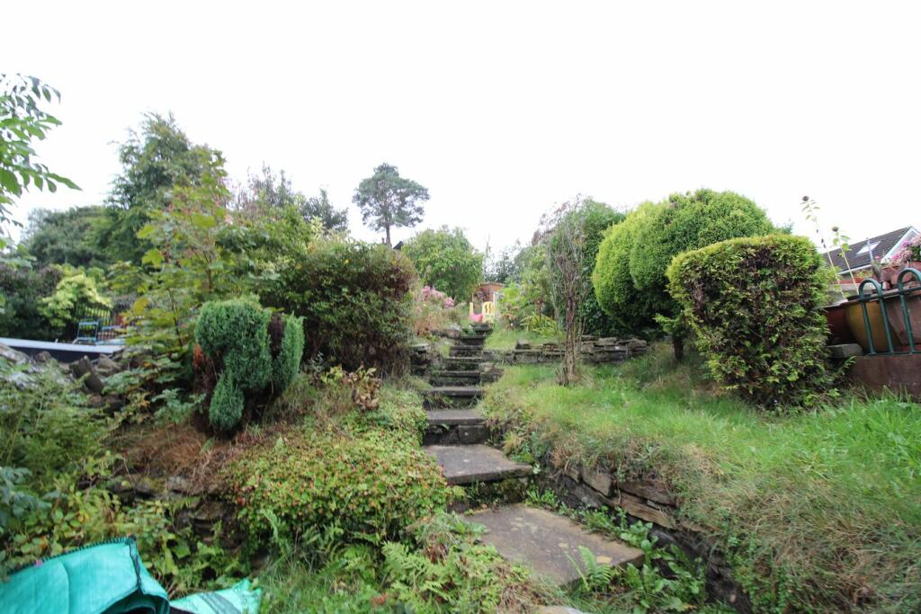 Additional property image - Spring Terrace, Keighley, BD21