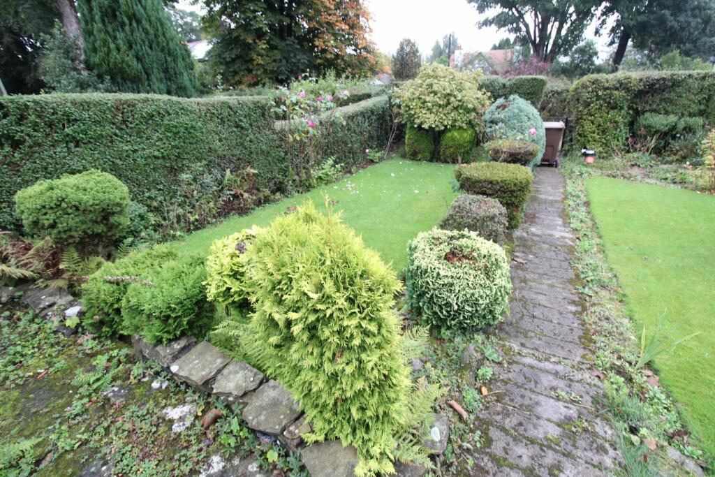 Additional property image - Spring Terrace, Keighley, BD21